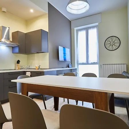 Cattaneo 65 3 Bedrooms 5 Minutes From And Station W Parking * Лекко