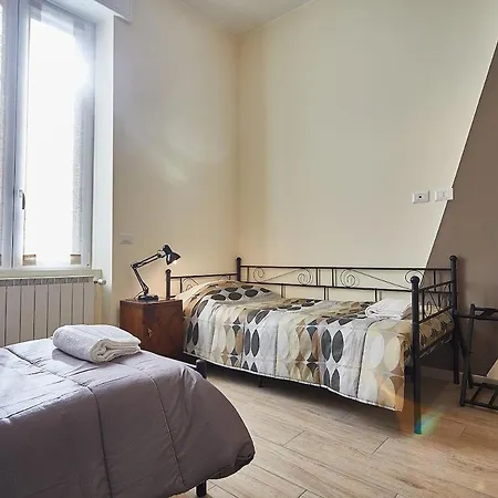 Cattaneo 65 3 Bedrooms 5 Minutes From And Station W Parking Апартаменты *