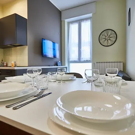 Cattaneo 65 3 Bedrooms 5 Minutes From And Station W Parking Лекко