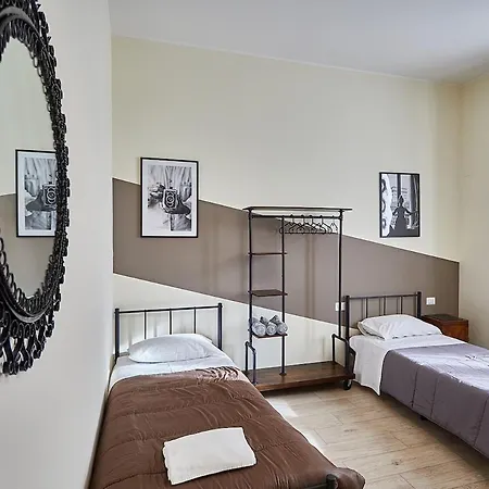Cattaneo 65 3 Bedrooms 5 Minutes From And Station W Parking アパート *
